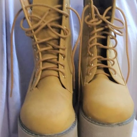 SOLD ON MECARI - Picture 4 of 5